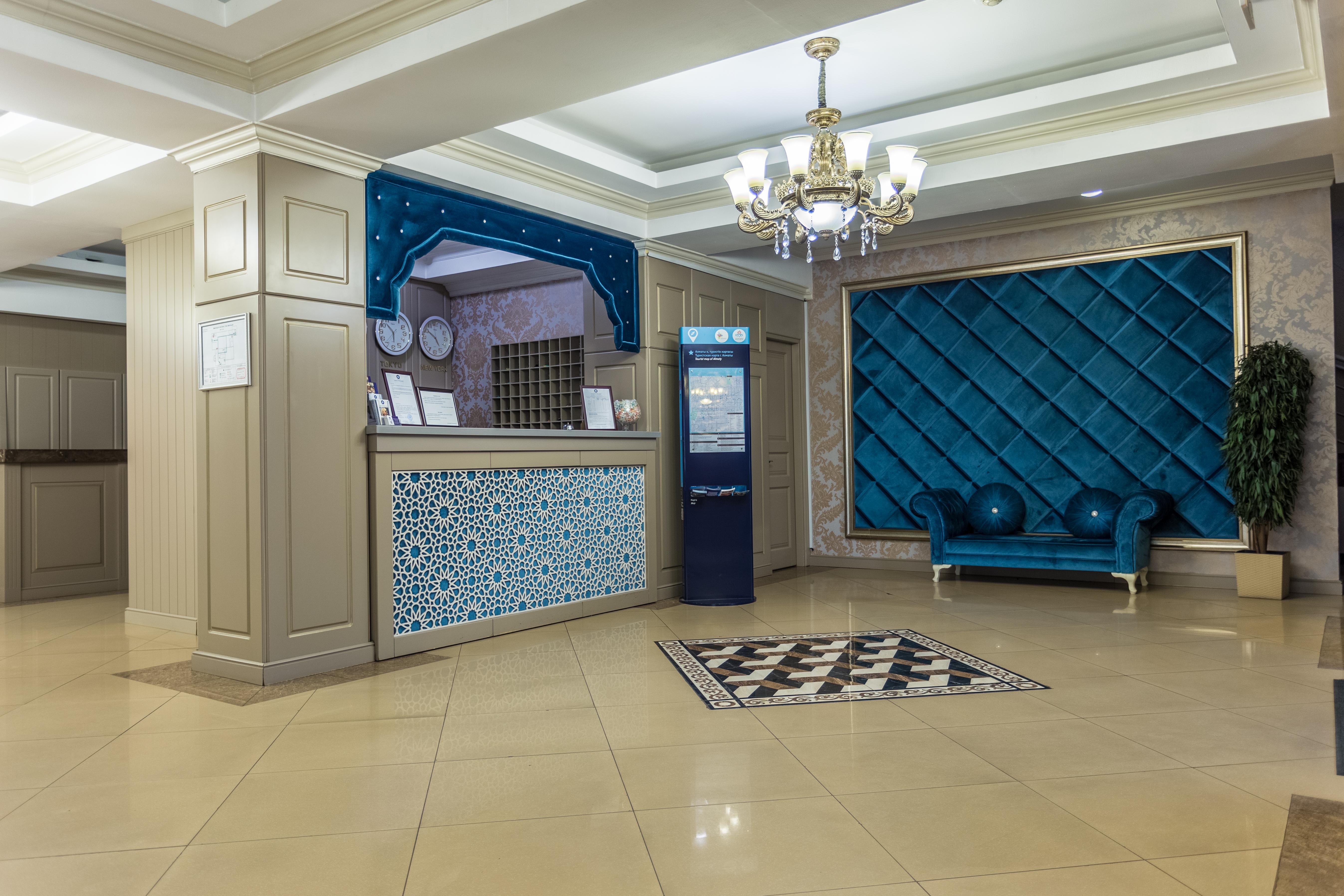 Grand Sapphire Hotel Almaty Exterior photo