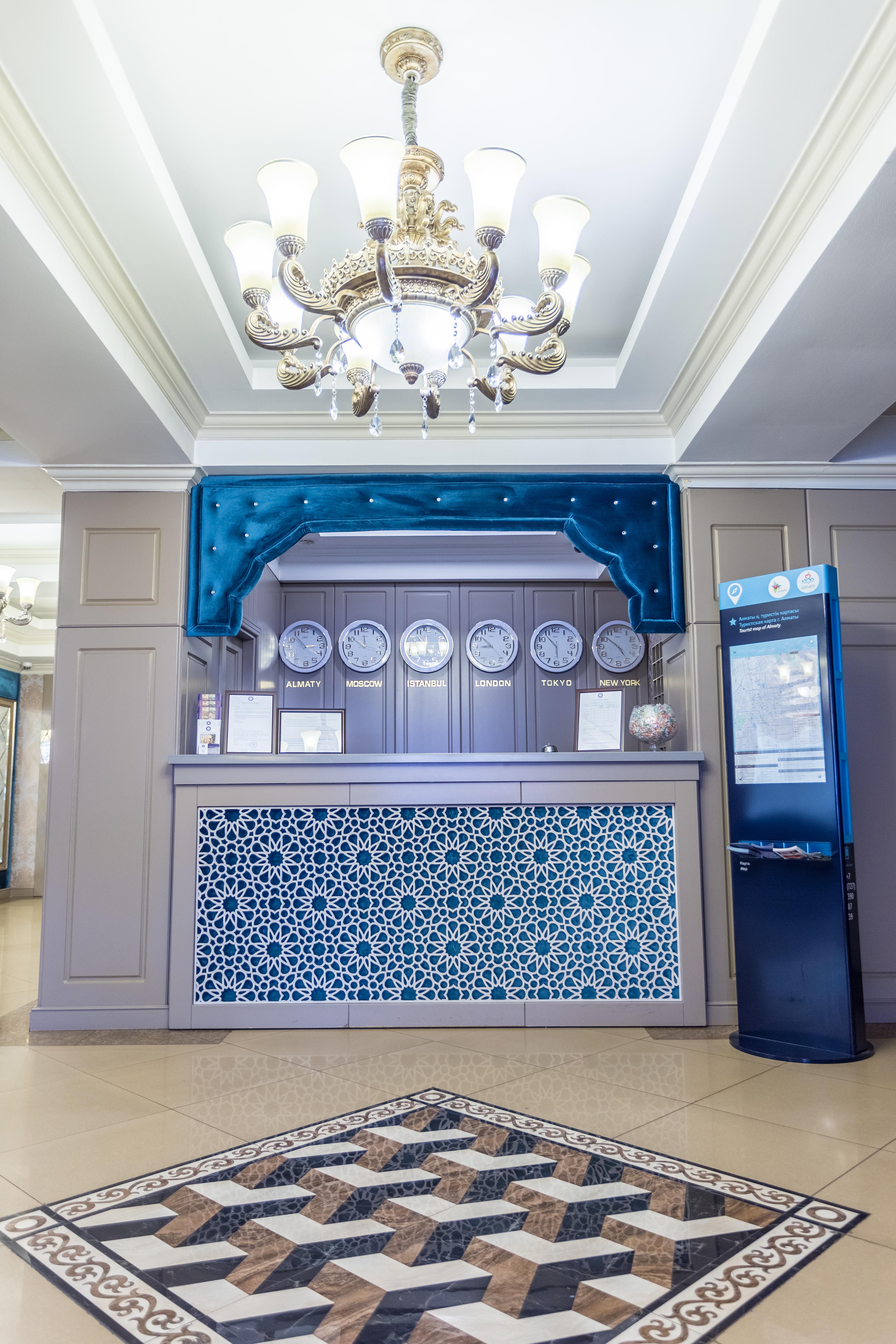 Grand Sapphire Hotel Almaty Exterior photo