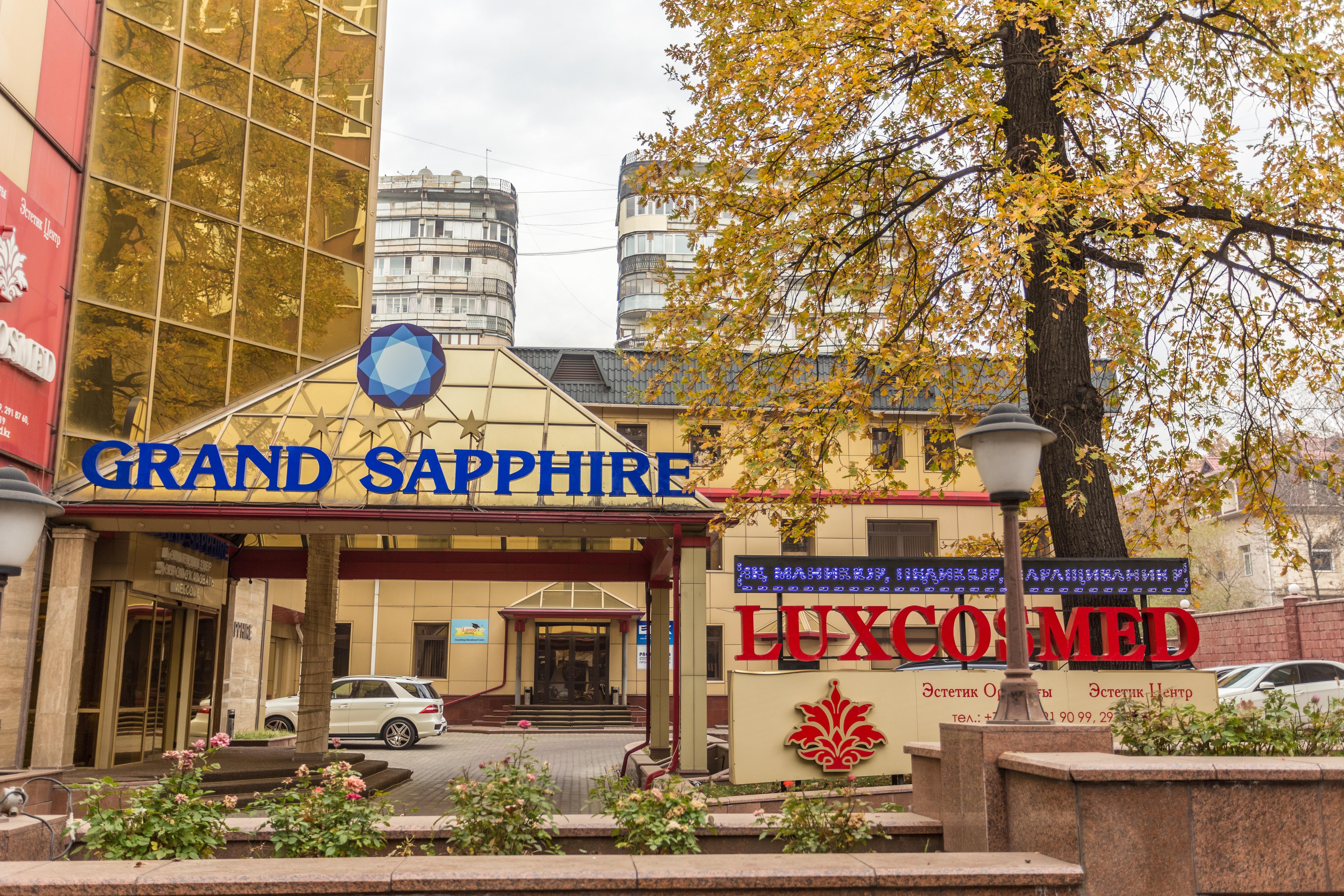 Grand Sapphire Hotel Almaty Exterior photo