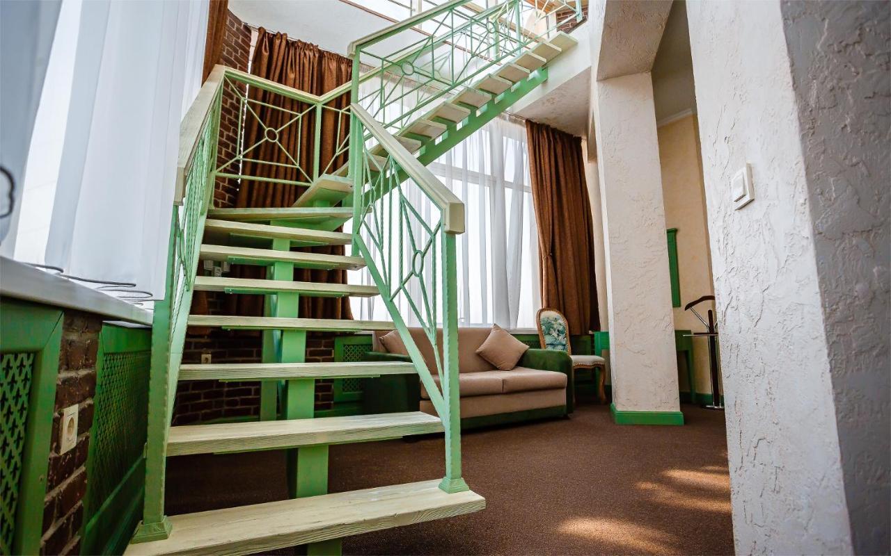Grand Sapphire Hotel Almaty Exterior photo